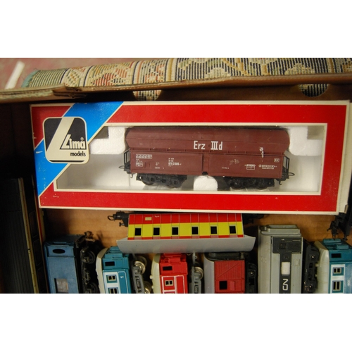 204 - Collection of OO gauge rolling stock, mostly by Jouef to include three Royal Mail TPO coaches W80300... 