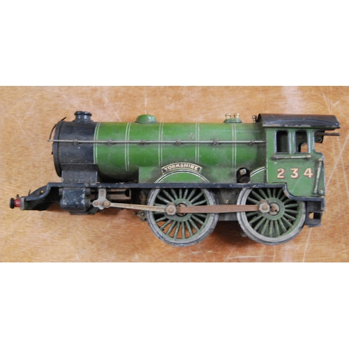 270 - Hornby: O gauge tinplate 4-4-0 no. 2 clockwork locomotive 234 (lacking tender) (a/f), c. 1920s/30s.... 