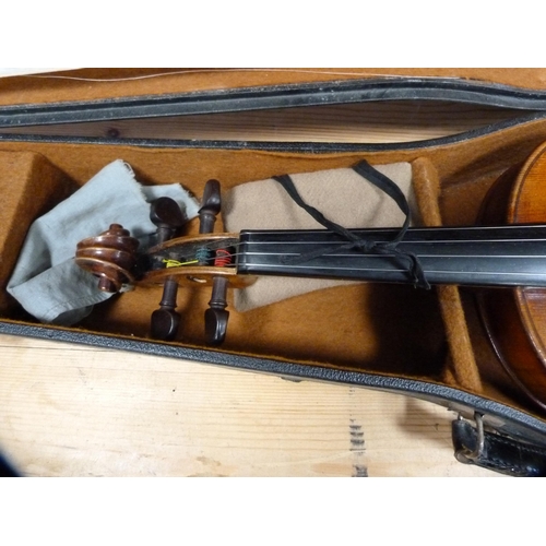 297 - Antique violin, single piece back, with bow, in fitted case.