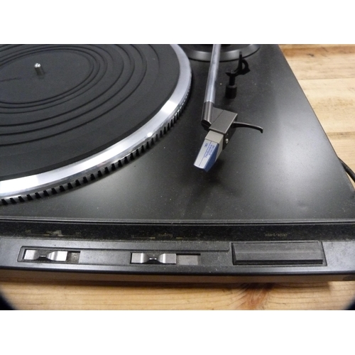 297A - Technics SL-DD33 direct drive turntable.