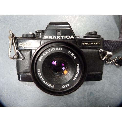 331 - Three Praktica cameras to include an MTL5 with Carl Zeiss lens, BC3 and BMS with Prakticar 50mm lens... 