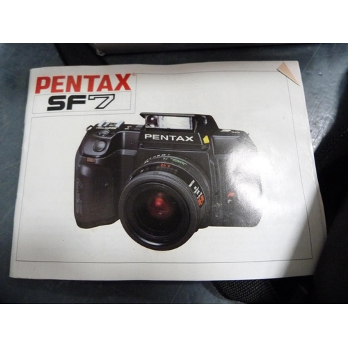 346 - Carton containing cameras to include Pentax ME Super with Pentax lens, boxed Pentax SF7 Super Focus,... 