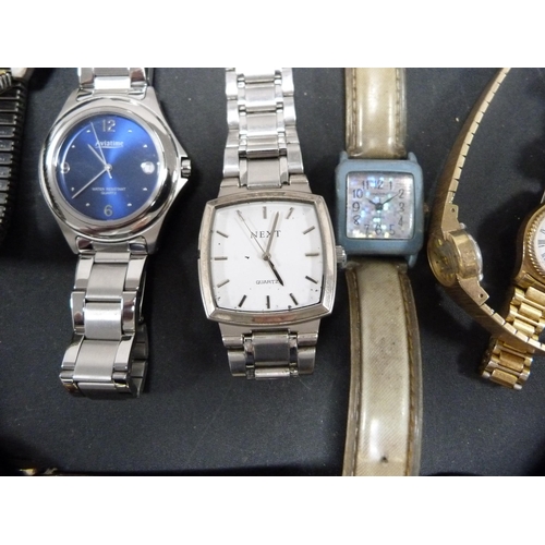 402 - Group of modern ladies' and gent's quartz and other wristwatches to include Soul, Calvin Klein, manu... 