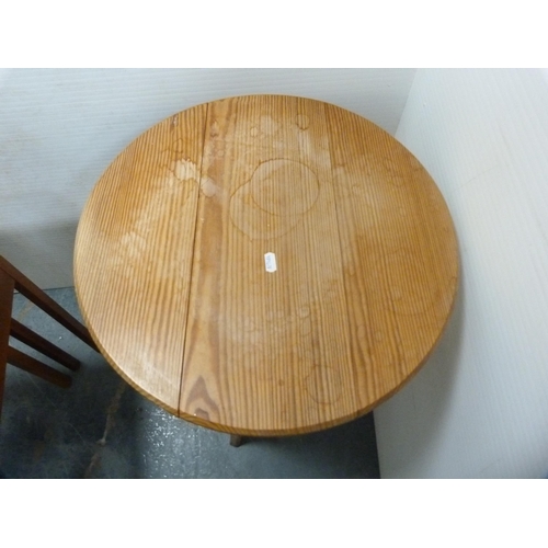 412 - Mid-century teak nest of three tables by McIntosh of Kirkcaldy and a small pine drop-leaf table.