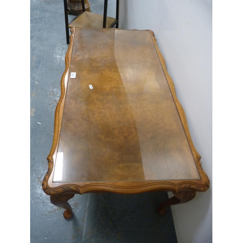 417 - Walnut long john-style coffee table with glass top.