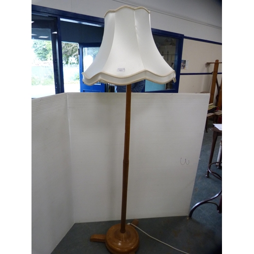 441 - Modern teak floor lamp on platform base, with shade.