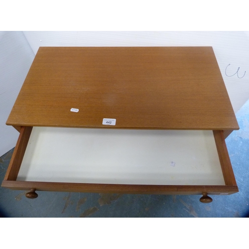 442 - Retro teak single-drawer side table.