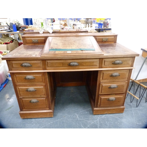 458 - Edwardian mahogany desk.