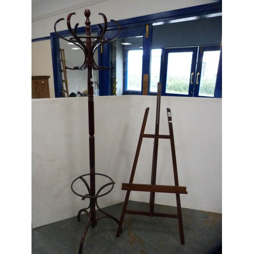 485 - Folding picture easel and a bentwood-style hat and coat stand.  (2)