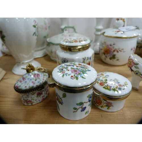 85 - Collection of Aynsley 'Pembroke' pattern boxes, vases and other decorative items.