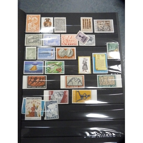 182 - Folders containing assorted world stamps.