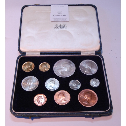 88 - Queen Elizabeth II South Africa 1954 proof set to include a gold £1 coin, 8g, ½ gold co... 