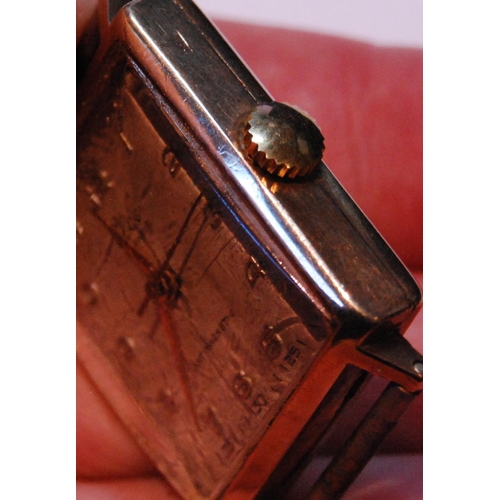 136 - Elco 9ct gold 15 jewels gent's manual wind watch, c. 1950s, in square case with silvered dial, Arabi... 