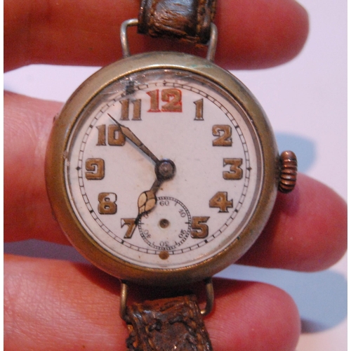 139 - Silver-cased gent's manual wind watch, c. early 20th century, the enamel dial with Roman numerals an... 