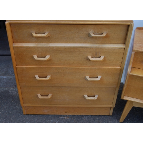 352 - Mid-century E Gomme for G Plan 'Brandon' two-piece bedroom suite comprising a dressing chest with mi... 