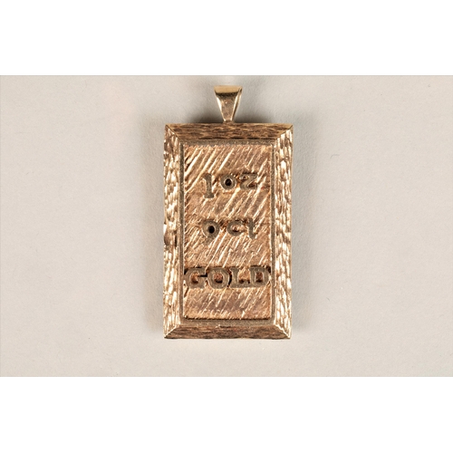 125 - One oz 9ct gold ingot pendant, 32g