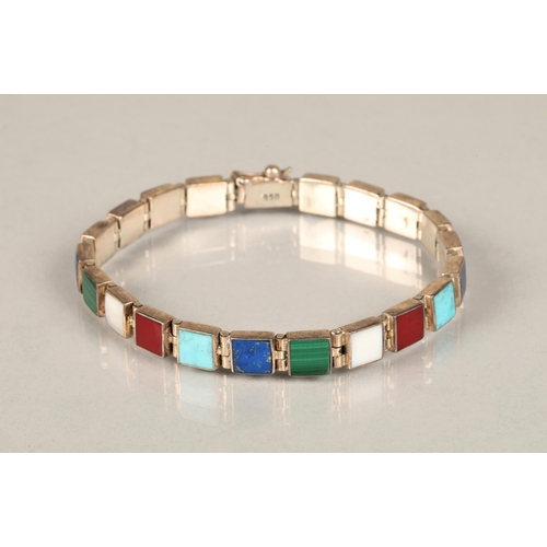 139 - Ladies silver bracelet, set with semi-precious stones, to include malachite, lapis lazuli, length 18... 