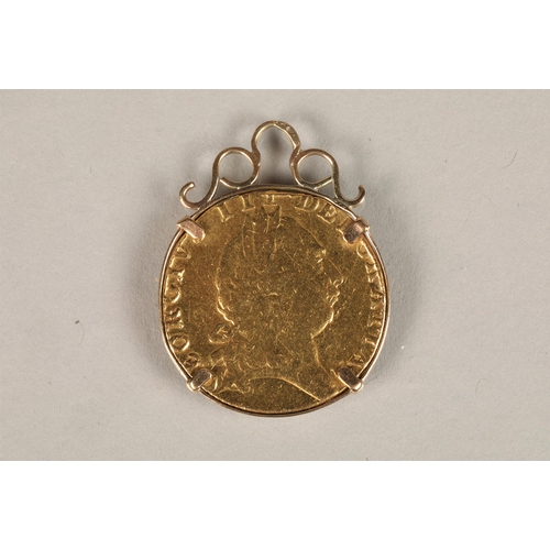 181 - George III gold spade Guinea coin 1792, in pendant mount, total weight 9 grams