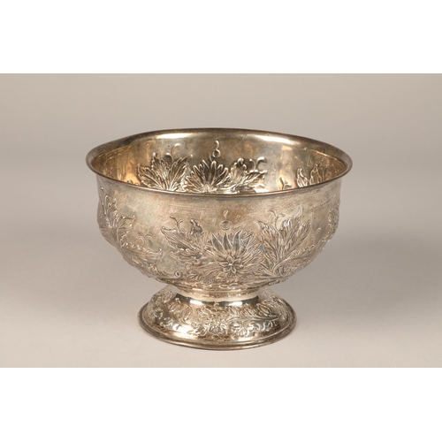 189 - Embossed silver circular rose bowl, embossed with floral decoration, London 1904, Mappin & Webb,... 