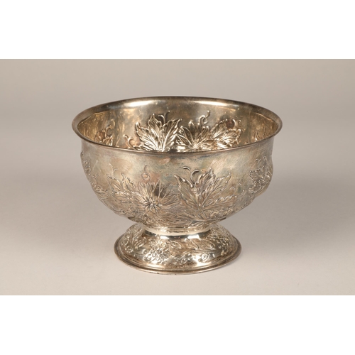 189 - Embossed silver circular rose bowl, embossed with floral decoration, London 1904, Mappin & Webb,... 