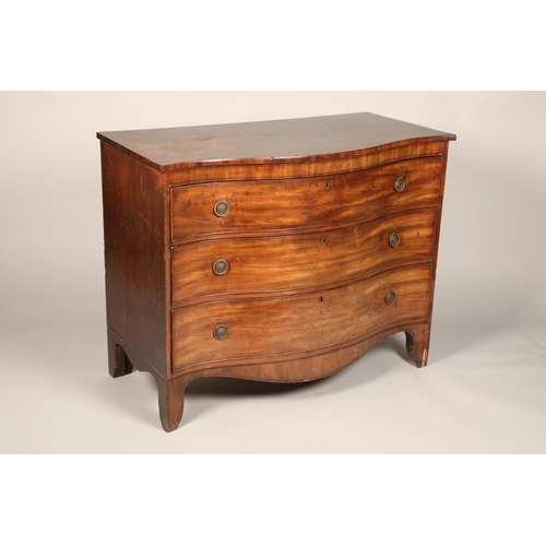 630 - George III mahogany serpentine fronted chest of three graduated drawers, length 115cm, width 59cm, h... 