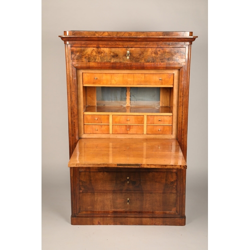 636 - 19th century mahogany secretaire abattant, single drawer above a fall front with satinwood fitted in... 