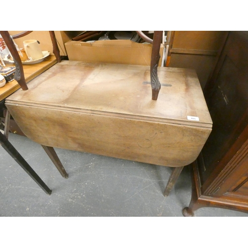 424 - 19th century mahogany Pembroke table.