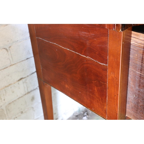 389 - 19th century mahogany and satinwood crossbanded bowfront sideboard, three frieze drawers, on boxwood... 