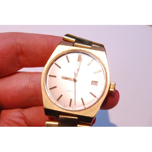 133 - Gent's Omega Automatic bracelet watch, date, with guarantee, 1974.