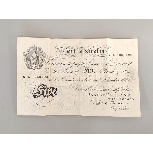 189 - Bank of England. Percival S. Beale, £5 note, 5th November 1951, serial number W16 069493.... 