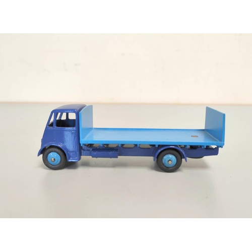 17 - Dinky Toys. Boxed diecast Guy Flat Truck no 433 with light blue cab & orange bed. Also another l... 