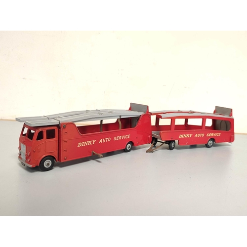 22 - Dinky Toys. Die-cast Auto Service Car Carrier no 984 and trailer no 985. (2)
