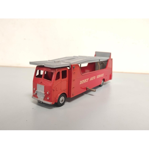 22 - Dinky Toys. Die-cast Auto Service Car Carrier no 984 and trailer no 985. (2)