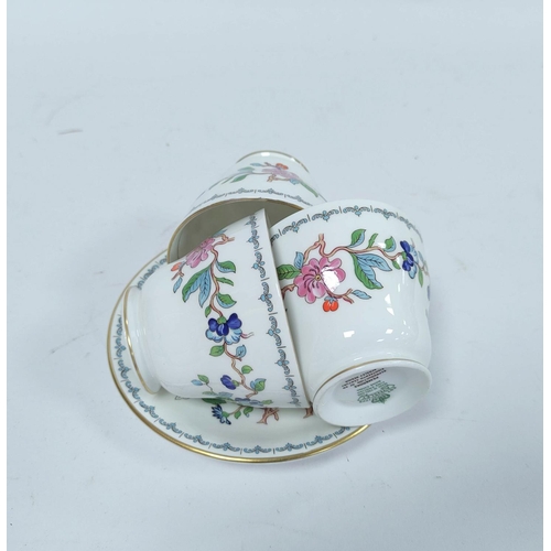 293 - Aynsley Pembroke design part tea/ coffee/ dinner service to include tea pot, eight dinner plates, ei... 