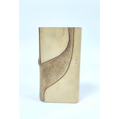 300 - Roger Veal. Tolcarne Pottery. Studio pottery cubed shaped vase with aperture to the top and abstract... 