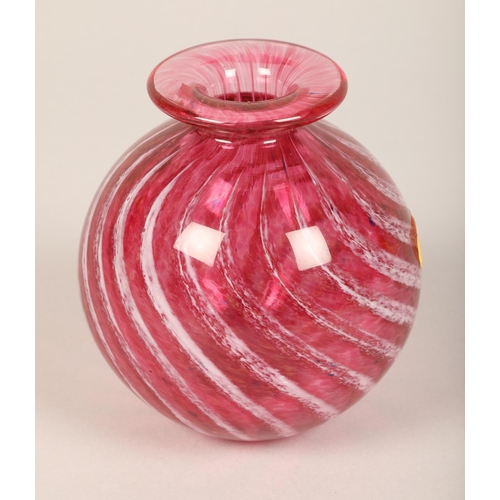 22 - Maltese Phoenician pink and white swirl glass vase, signed on bottom, 12 cm high 