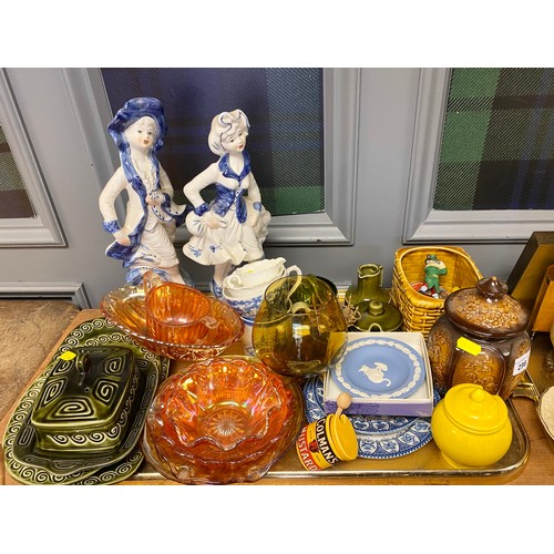 296 - Carnival ware, Capidimonte figures, ceramics, wedgwood jasperware, etc