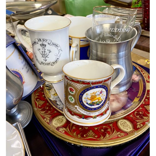 253 - Commemorative Royal souvenirs, mugs, plates, jasperware, etc. some boxed.