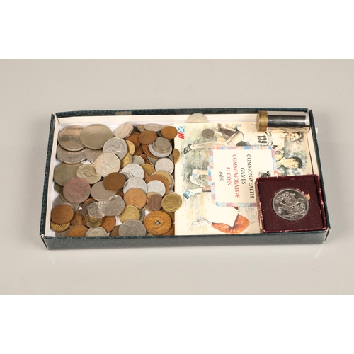 113 - Assorted coins, including £5 2002 coin