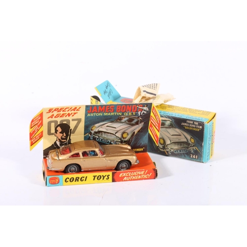 105 - Corgi Toys: James Bond Aston Martin DB5 die-cast scale model, number 261. Original paper elements ar... 