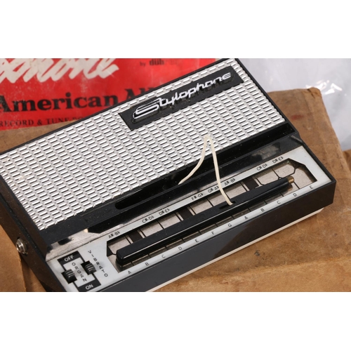 91 - Vintage Stylophone and Stylophone Latin American album.