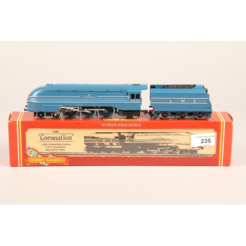 235 - R.685 'Coronation' Class 7P L.M.S. Streamlined Express 4-6-2 Locomotive blue/silver livery Hornby Ra... 