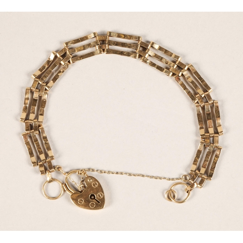 80 - 9ct gold gateleg bracelet, 7 grams