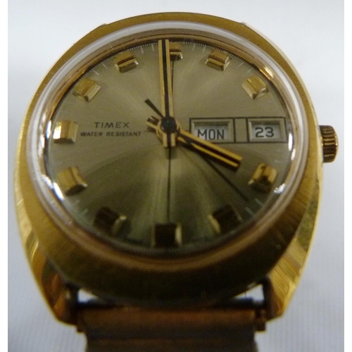 Timex: Water resistant 26960 2172 manual wind gents wristwatch