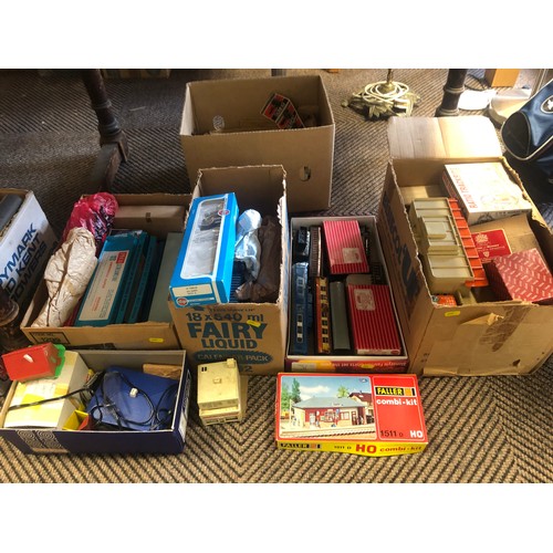 321 - Large quantity of toy trains and accessories including Skyline, Peco track, etc b.