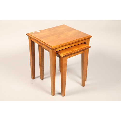 521 - Contemporary  style nest of two hardwood tables, largest 50 x 55 x 60 cm, (2)