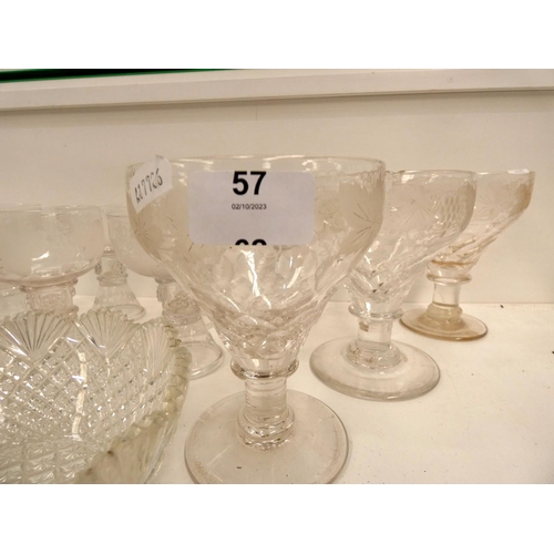 57 - Collection of vintage glassware.