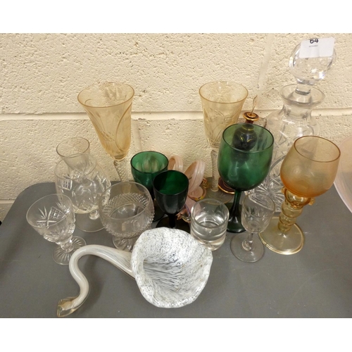 64 - Large collection of vintage glassware.