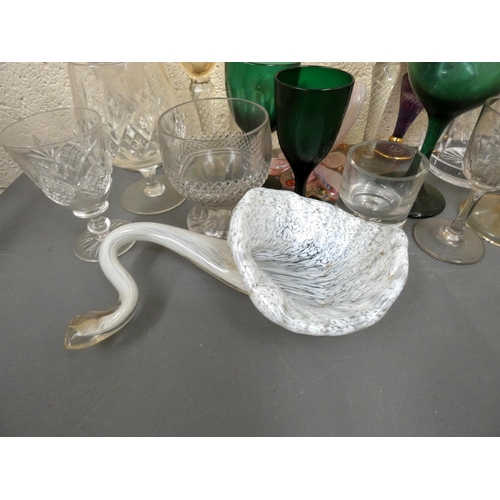 64 - Large collection of vintage glassware.