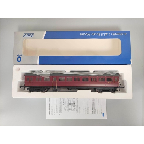 112 - Dapol. Boxed 0 gauge BR GWR 59' Auto Coach in crimson finish 7P-004-005. 